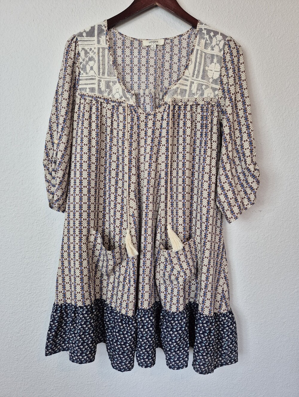 Umgee Boho Geometric Print Lace Yoke Tassel Tie Front Pocket Tunic Dress Medium